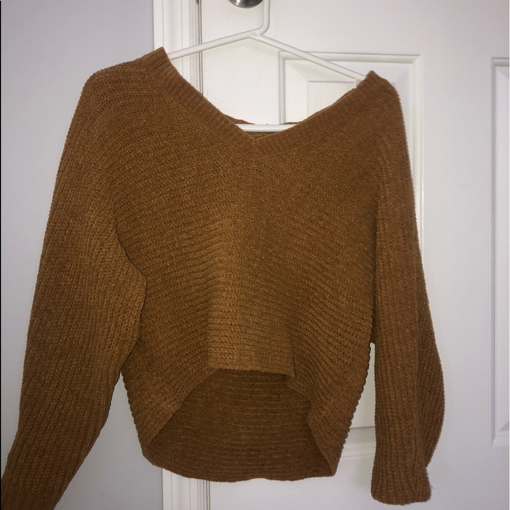 American Eagle V-neck Cropped Sweater